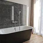 Apartament Appart Hotel Spa Perpignan *