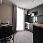 Appart Hotel Spa Perpignan *