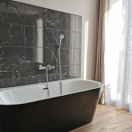 Ξενοδοχείο με διαμερίσματα Appart Hotel Spa Perpignan 4*