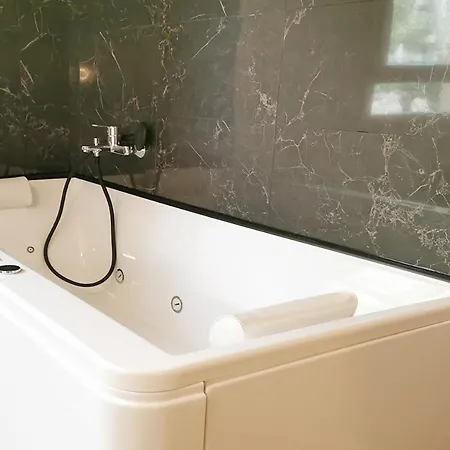 Appart Hotel Spa Perpignan 4*