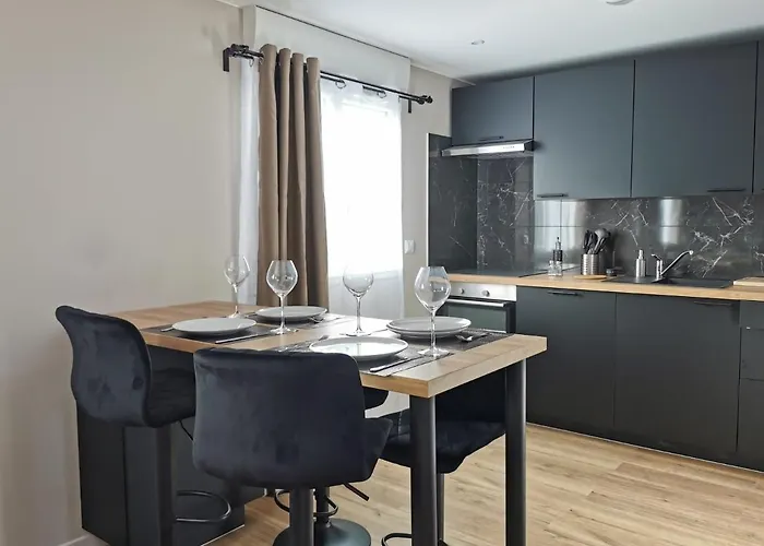 Appart Hotel Spa Perpignan Apartment *