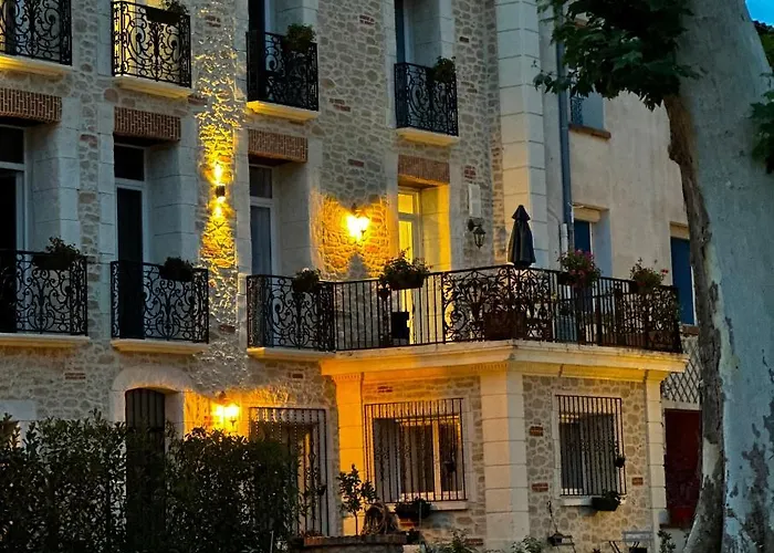 Appart Hotel Spa Perpignan Apartment *